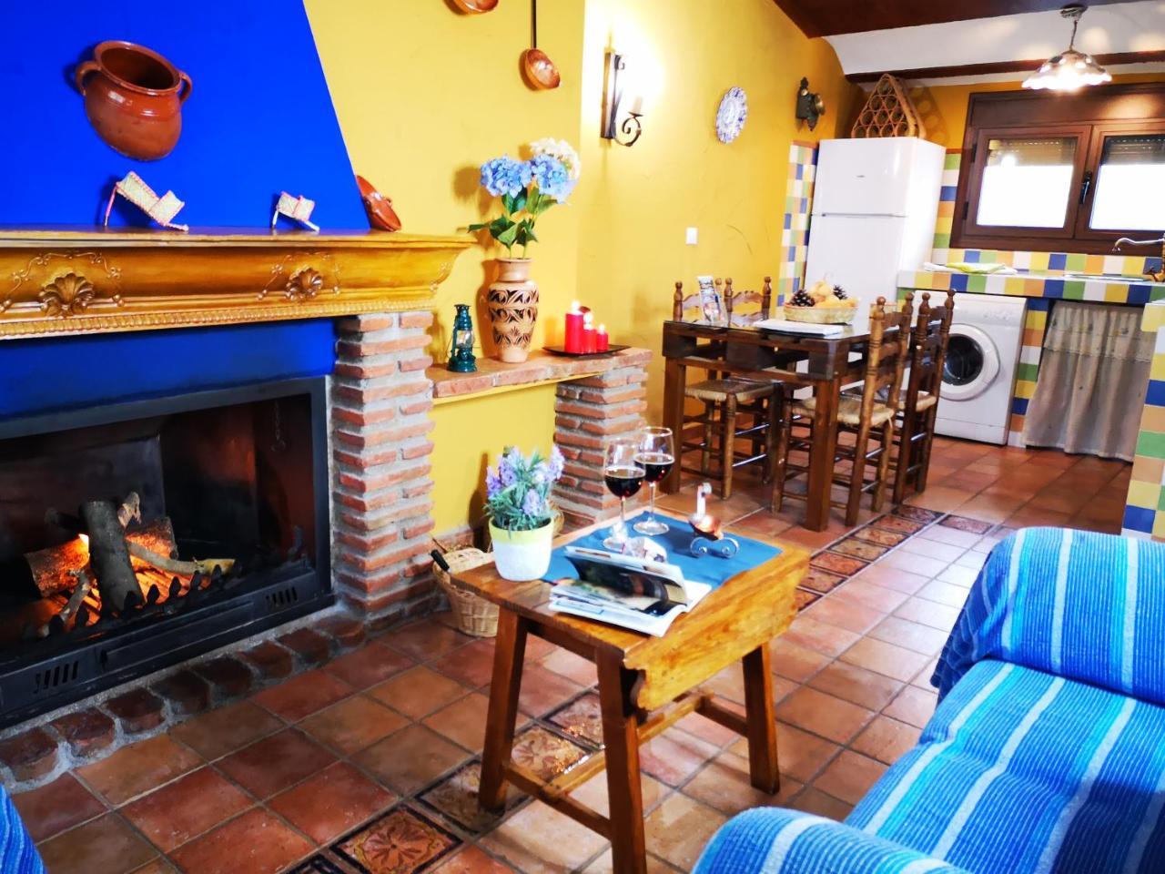 Apartamentos La Suerte Hinojares Exteriör bild